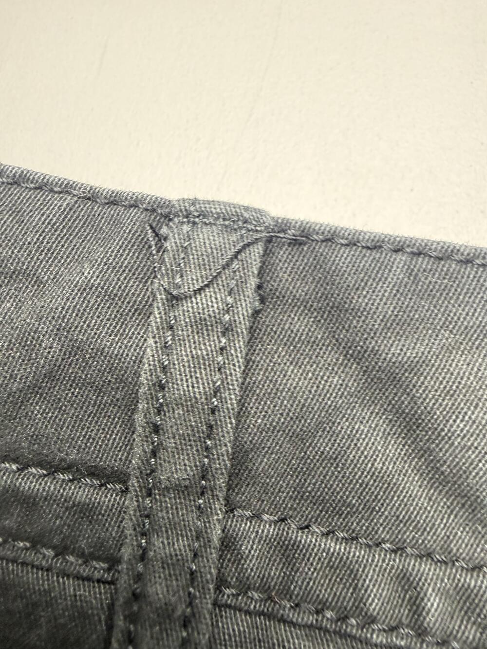 Arizona Jean Co. Pants Juniors 5 Short Gray Twill Chino Bootcut Stretch Casual - Picture 8 of 11